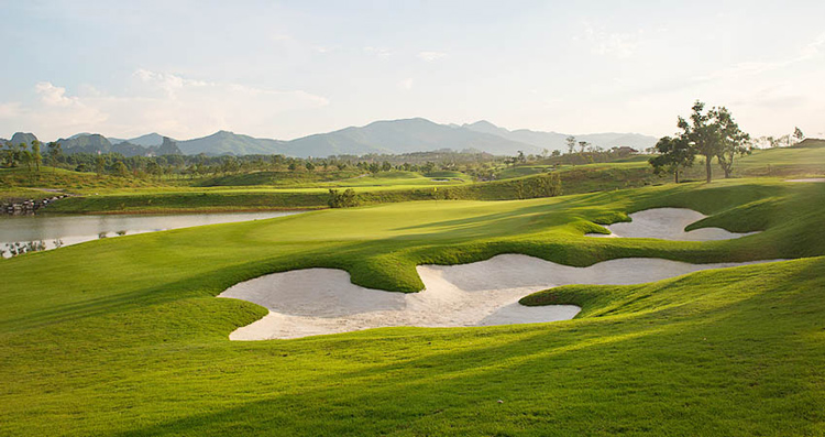 san-golf-Sky-Lake-Resort-&-Golf-Club