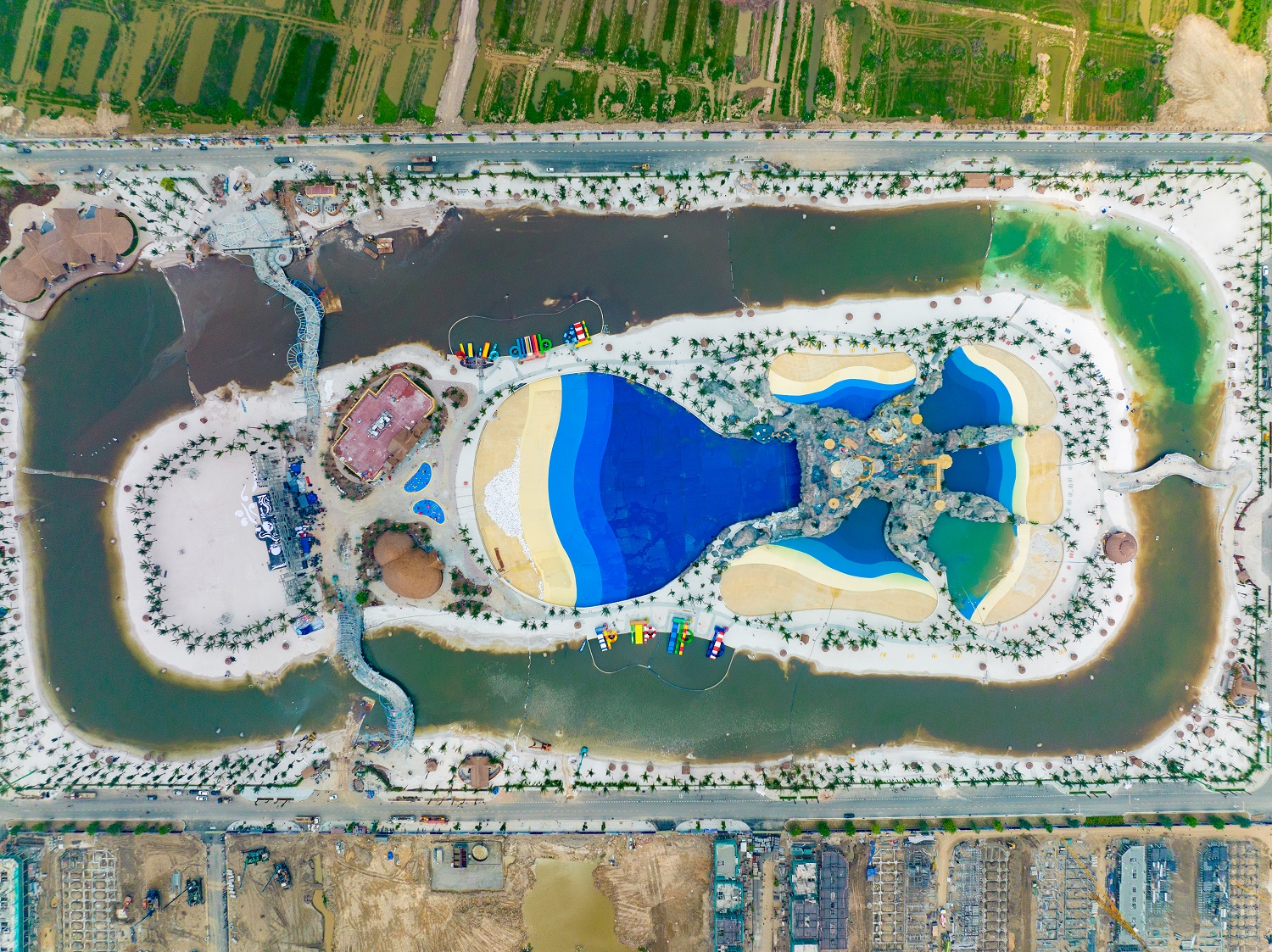 Biển sóng nhân tạo hàng đầu thế giới