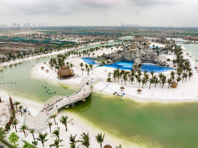 Tổ hợp công viên Biển tạo sóng lớn nhất thế giới Royal Wave Park 18ha đang trong quá trình hoàn thiện.