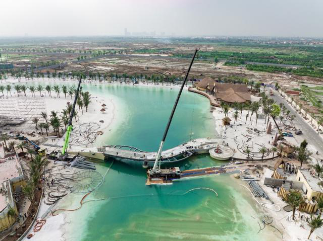 Dự kiến, công viên biển tạo sóng sẽ mở cửa cho khách tham quan dịp lễ 30-4 này.